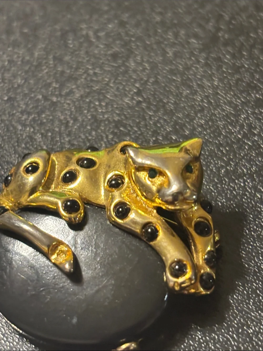 Vintage Cat Brooches , Panther Jaguar, And Tuxedo Cat Jewelry
